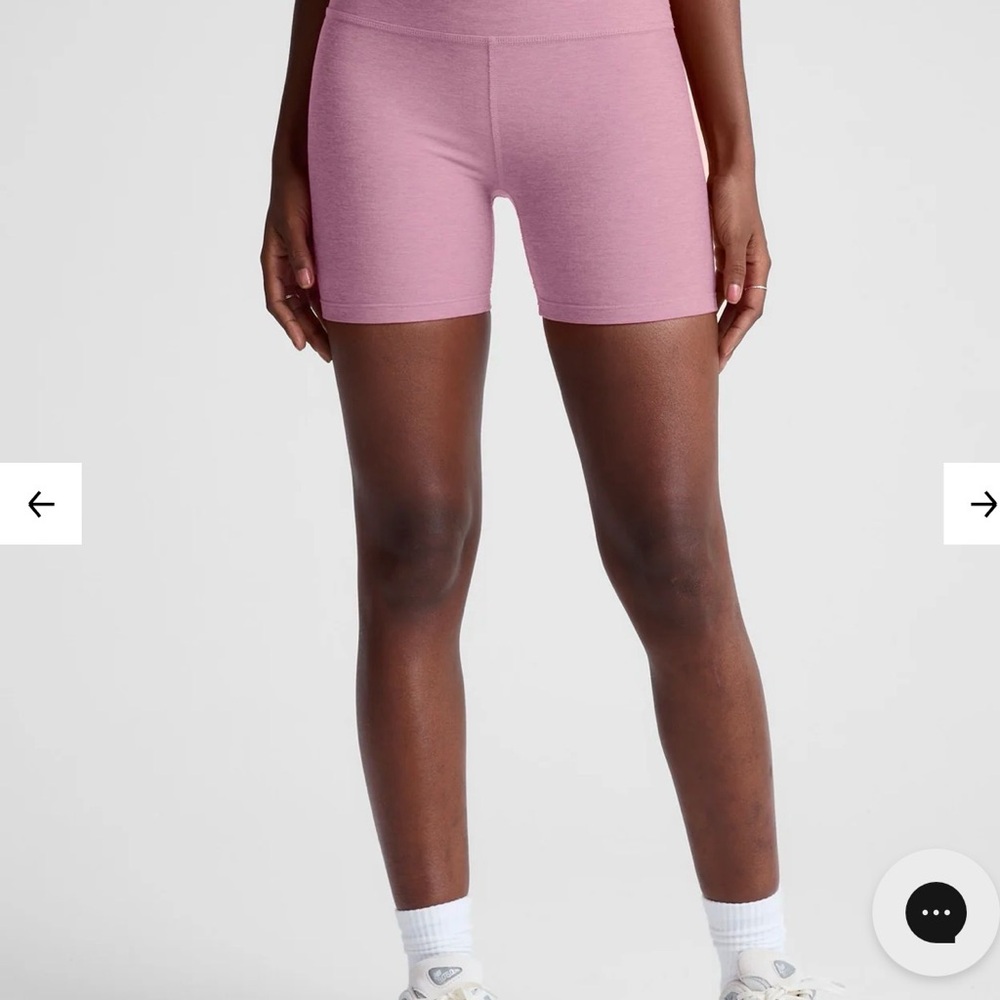 NWT Beyond Yoga Spacedye Keep Pace 5” Shorts - Pink Heather Haze